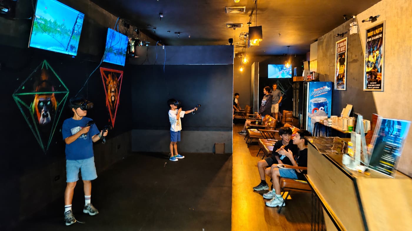 Guests playing VR at a Total VR birthday party